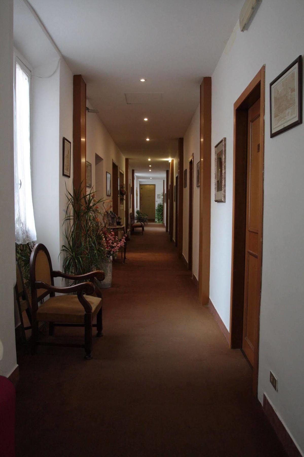 Hotel Genzianella Firenze Bagian luar foto